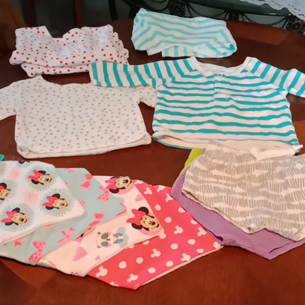 Lot of babies clothes